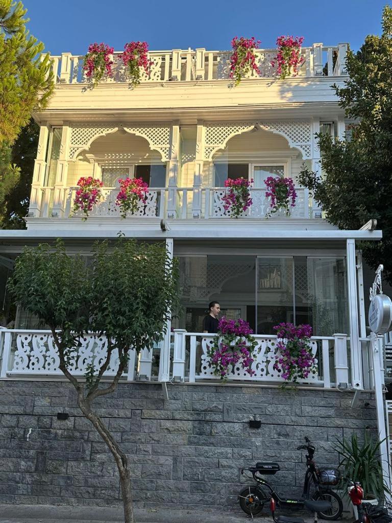Hi Hotel Ivy Bueyuekada Adalar Exteriér fotografie